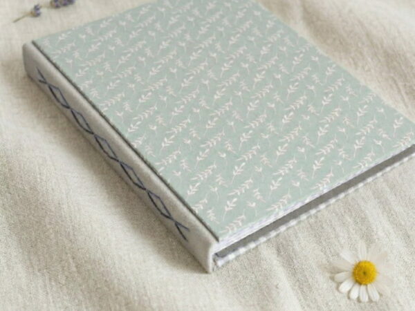 Tapa-cuaderno para pintar-RO NU-Jardin creativo 1