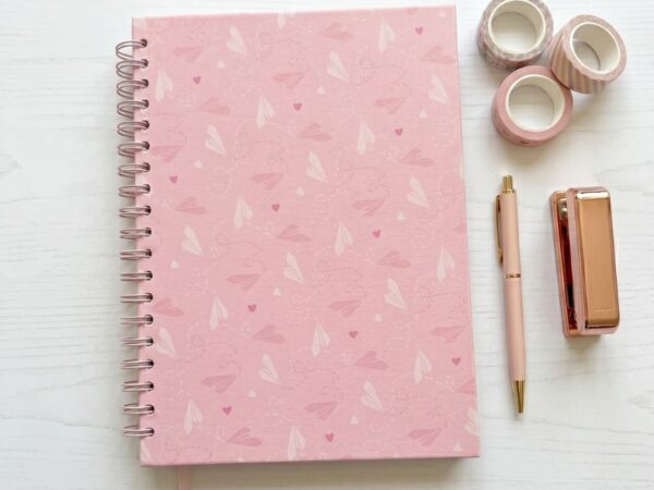 CUADERNO A4 RAYADO "CORAZONADA"